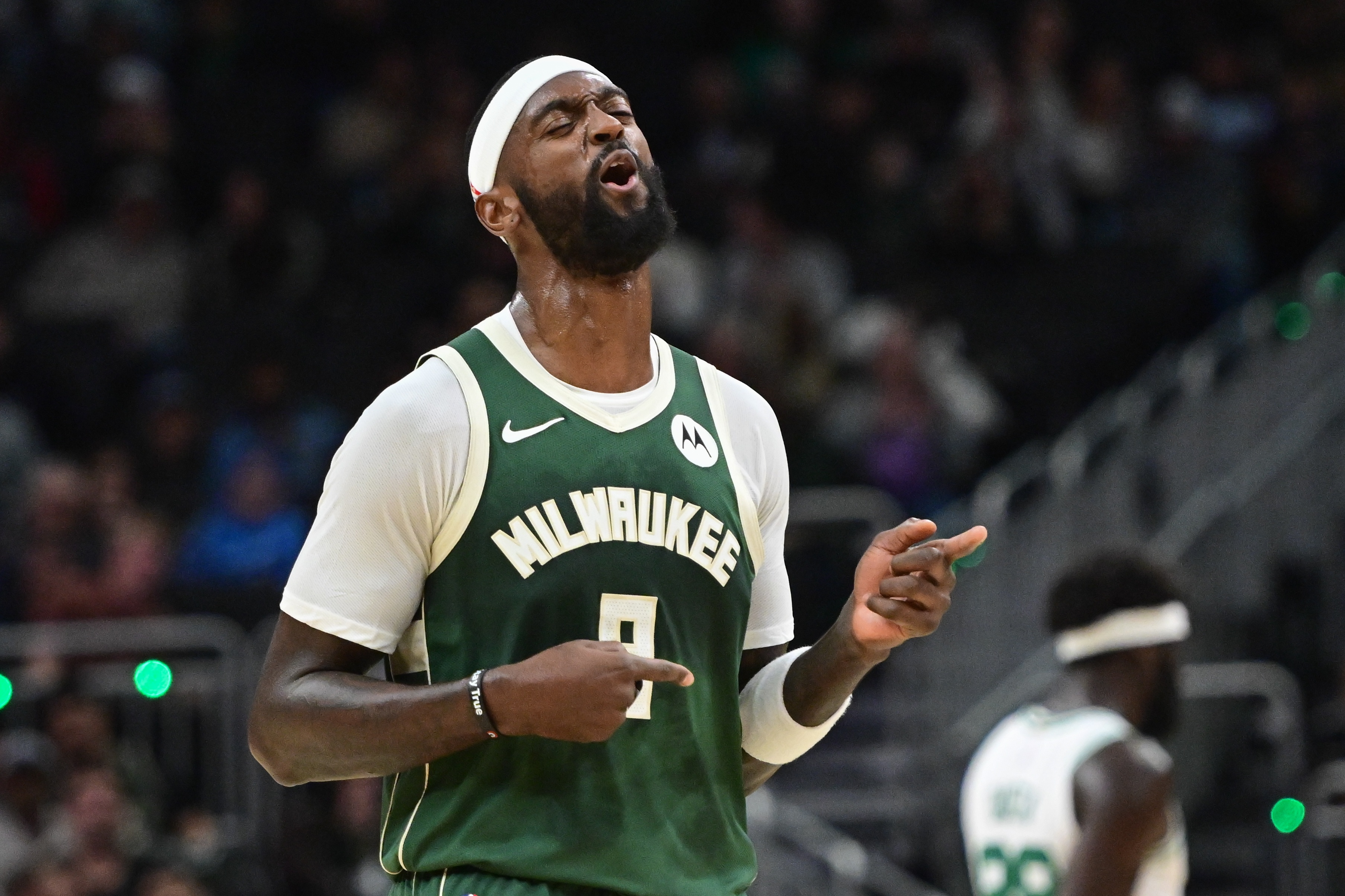 九游体育app-这么多铁人！波蒂斯&amp;罗林斯&amp;哈里斯半场合计14中2仅拿7分